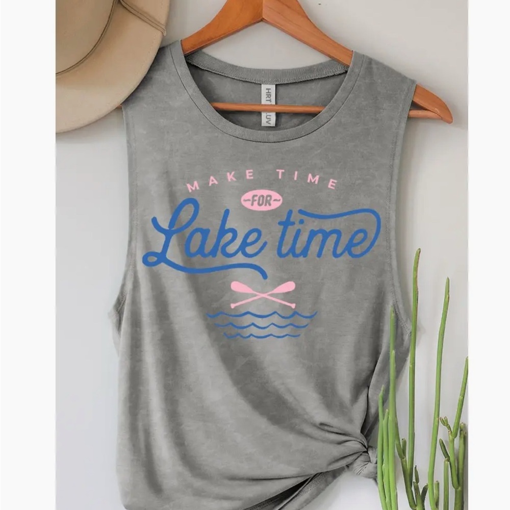 Gray Sleeveless Top with Blue and Pink Print